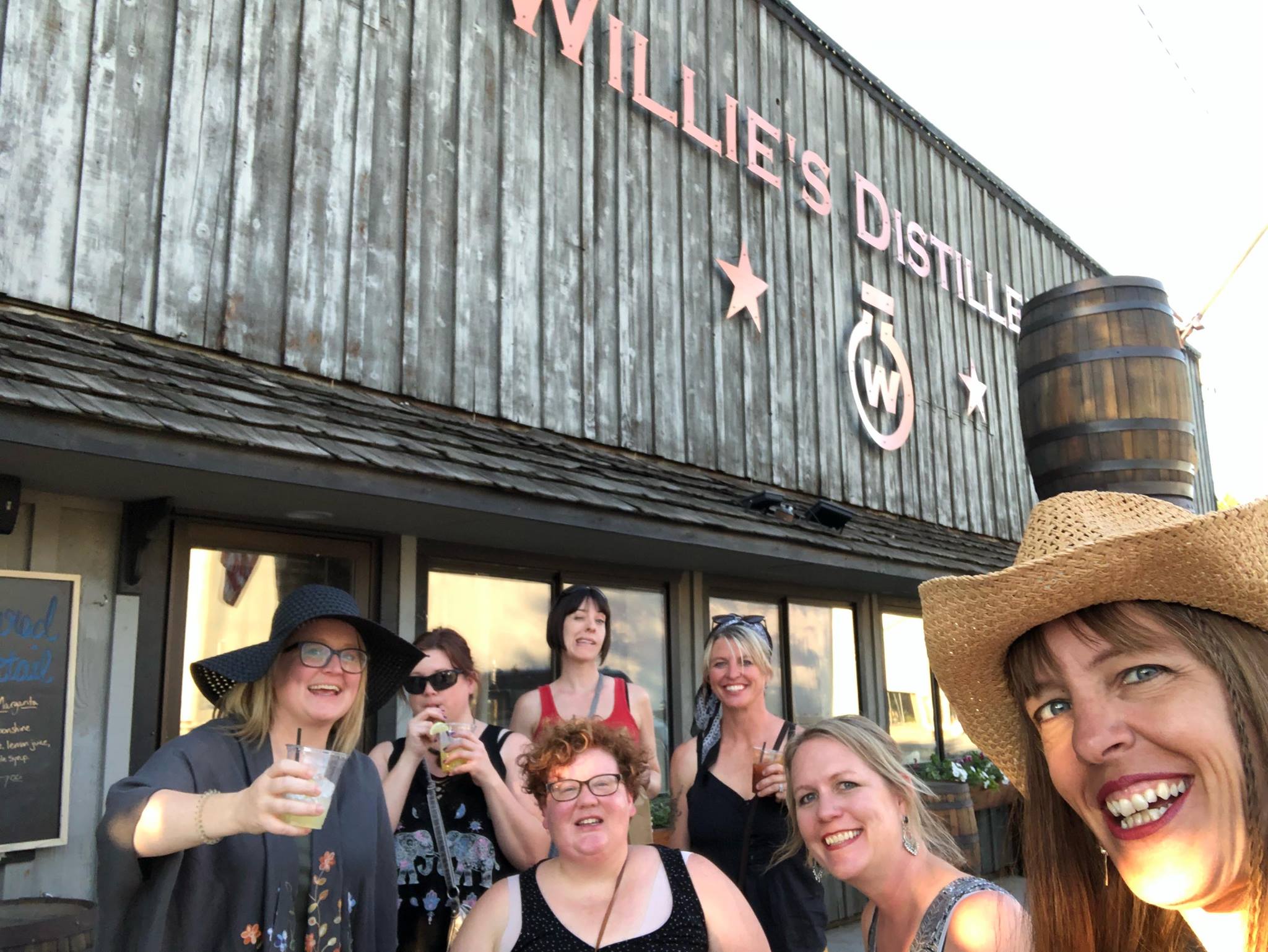 37699430_10156496731299603_2003012432905109504_o